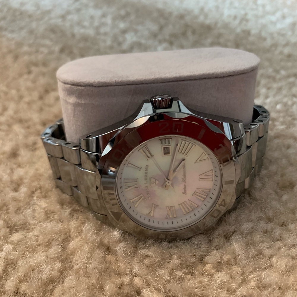 Automatic Watch with Mother of pearl face